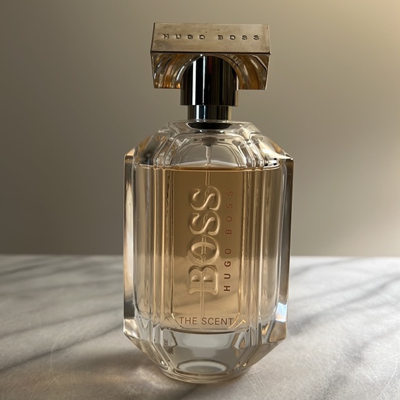 Hugo Boss - The Scent - Picture 3 of 3